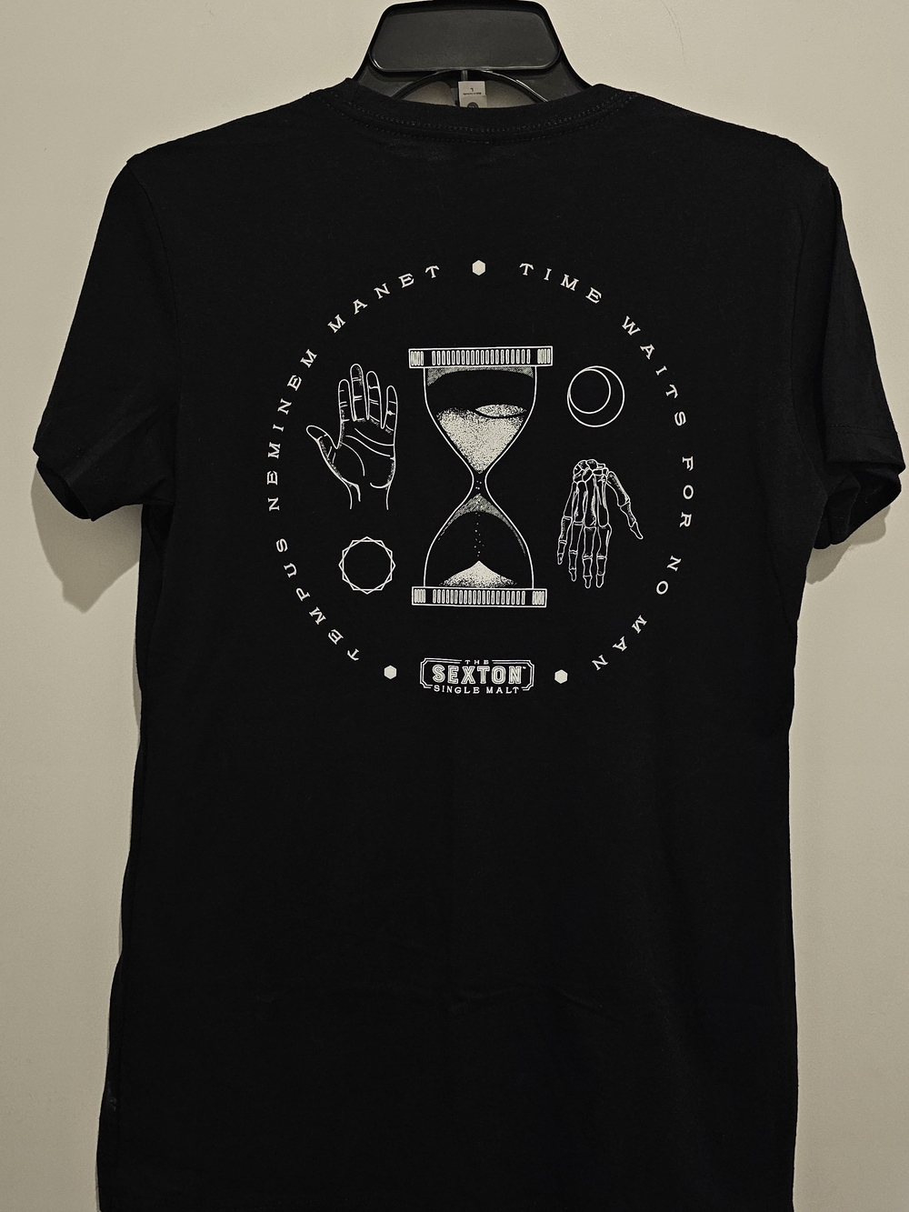 Black Graphic Hourglass Tee - Men